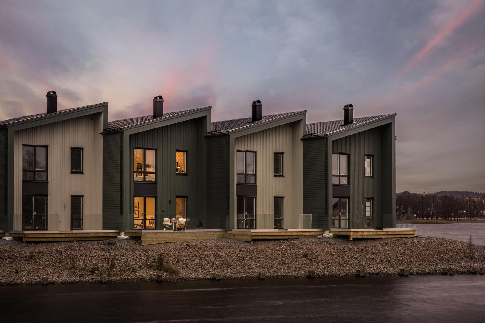 MEDD06BC82A30454AE49F09B27E643B352B